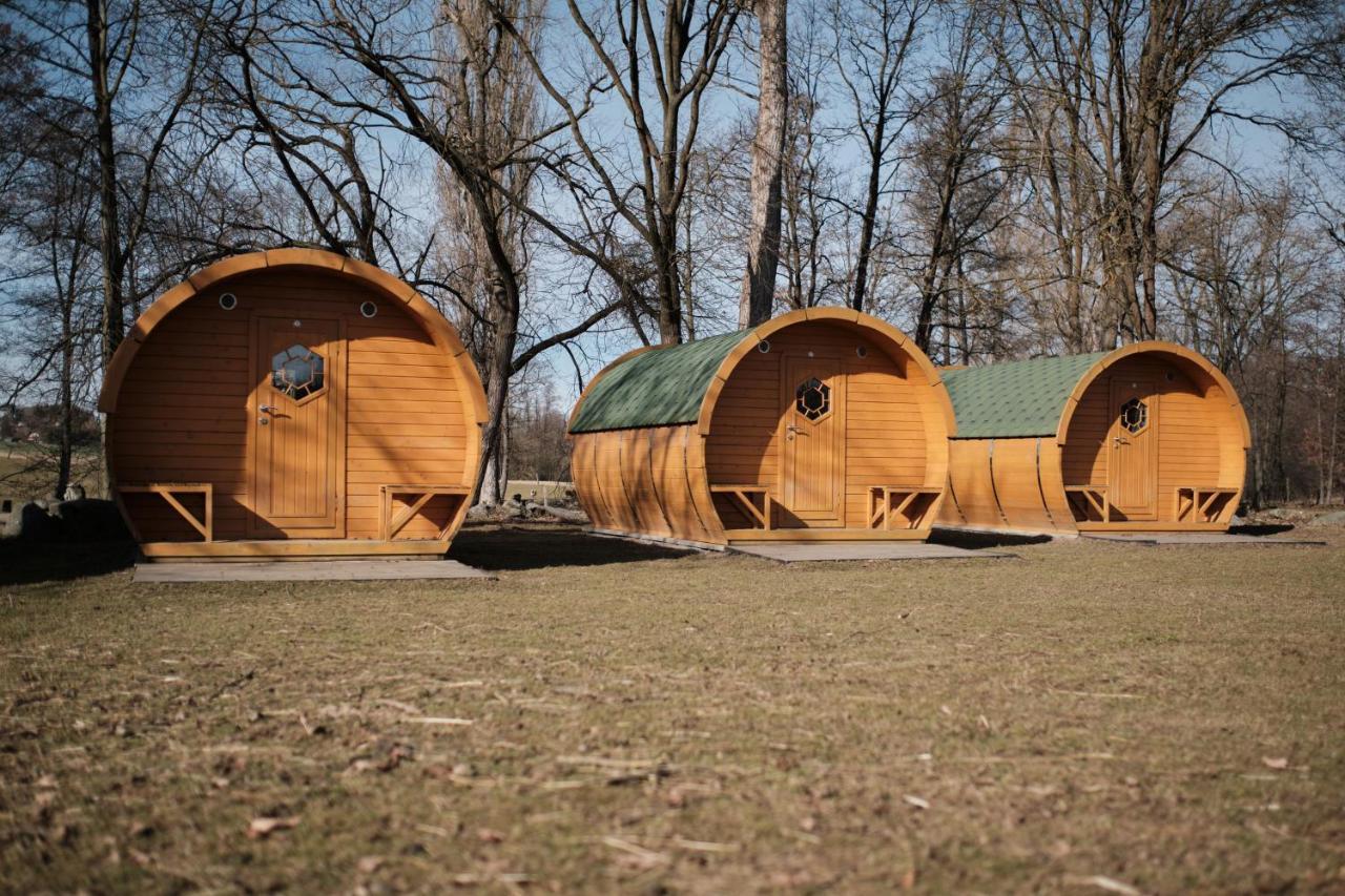 Viking Houses Strnadovsky Mlyn Jesenice  Екстериор снимка