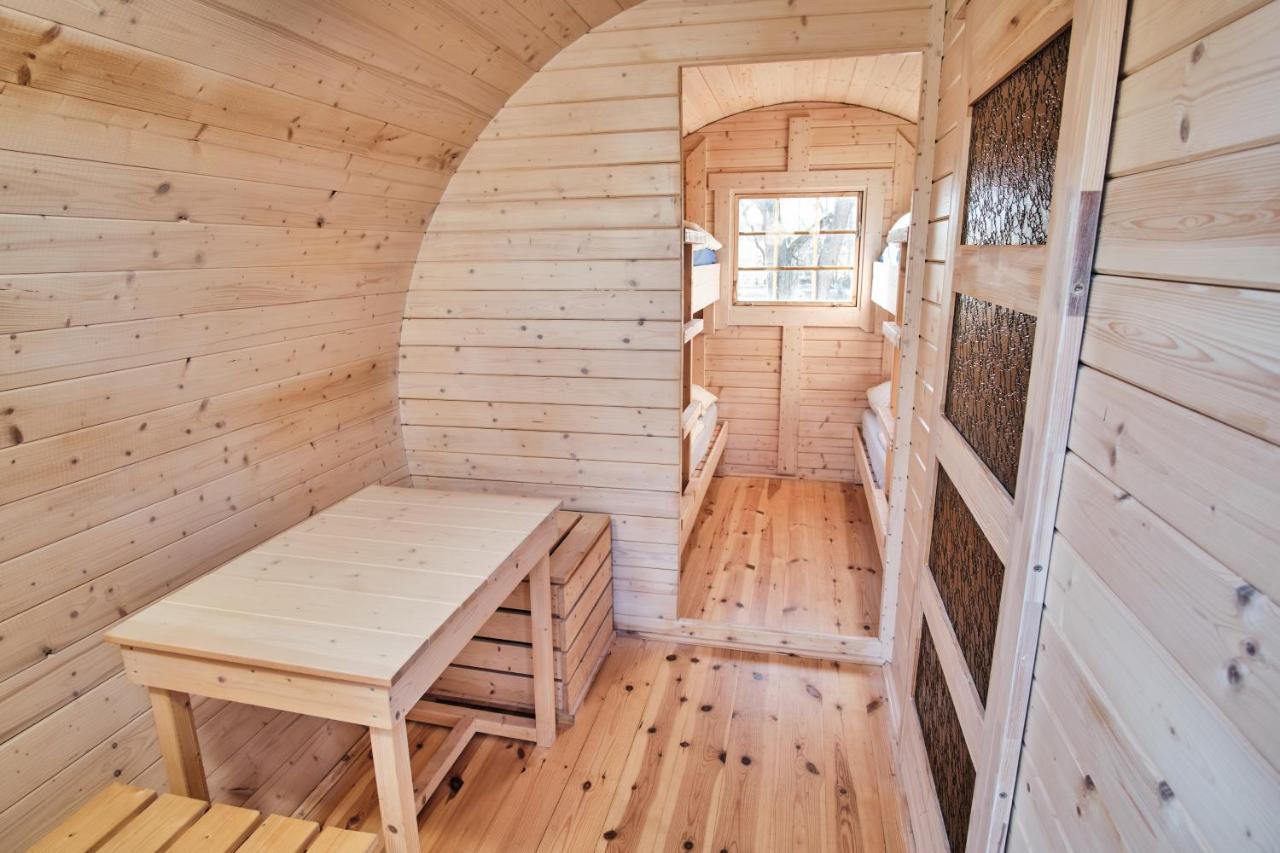 Viking Houses Strnadovsky Mlyn Jesenice  Екстериор снимка