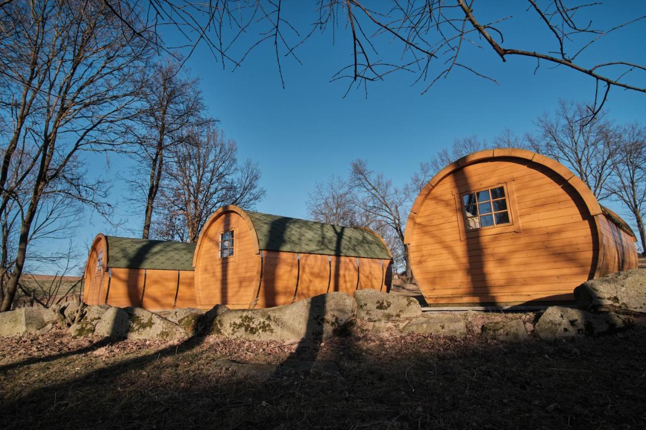 Viking Houses Strnadovsky Mlyn Jesenice  Екстериор снимка